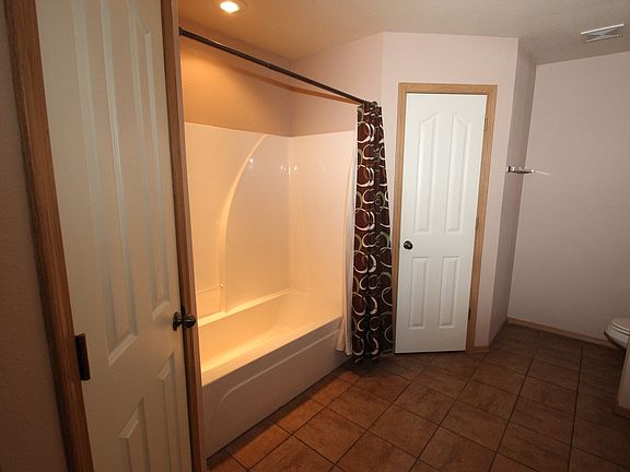5th image of 2610 D J Duvall Dr
