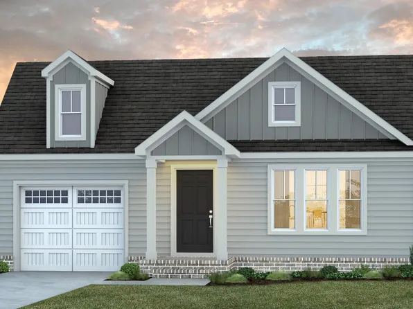 137 Chinaberry St, Pine Mountain, GA 31822