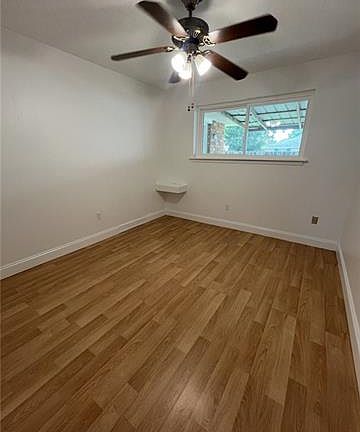 5th image of 729 Radiance Ave