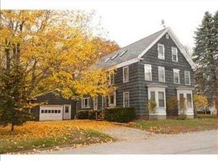 37 Grove St, Kennebunk, ME 04043