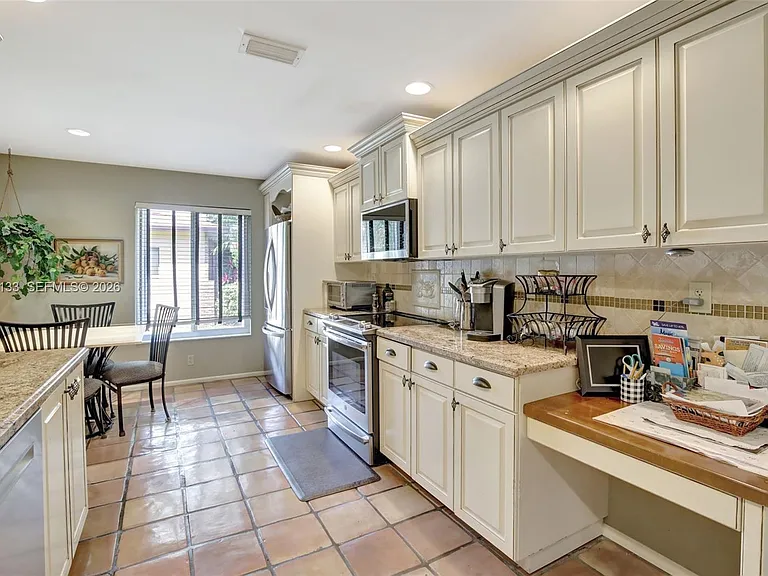 5320 SW 21st Ct — Photo 13