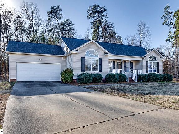 3rd image of 405 Shelwood Ct