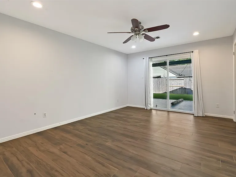 12018 Beinhorn Dr — Photo 13