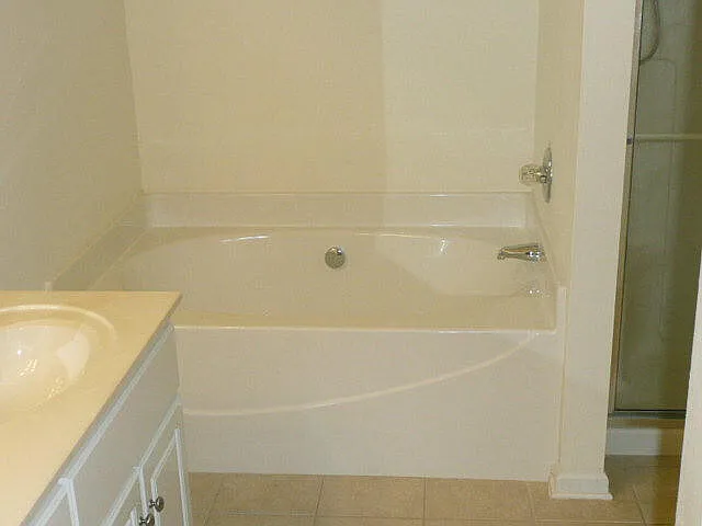 420 Burgamy Rdg — Photo 8