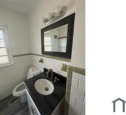 1855 Woodliff St — Photo 5