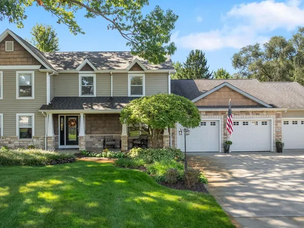 54541 Hunters Ct, Elkhart, IN 46514