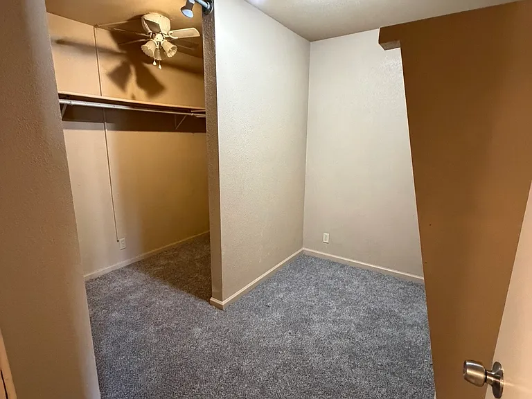 308 Poplar St #A — Photo 6