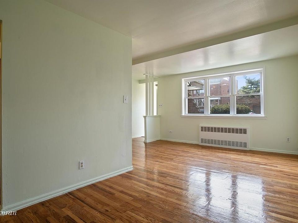 2nd image of 575 E 88th St #1