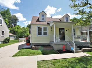 882 Clarks Ln, Louisville, KY 40217