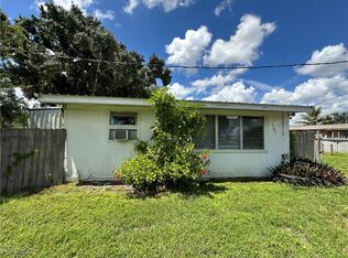 1746 Pacific Ave, N Fort Myers, FL 33903