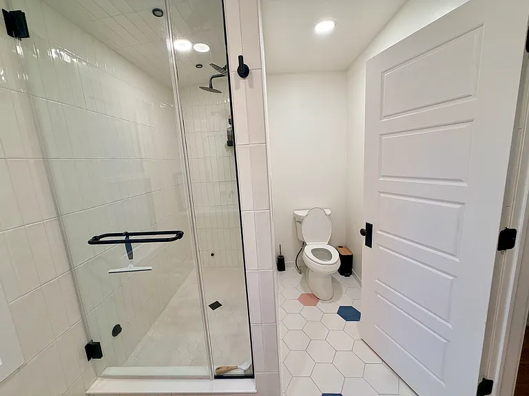 4005 Whitman Ave #2 — Photo 12
