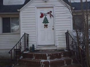 80 Erlanger Blvd, North Babylon, NY 11703