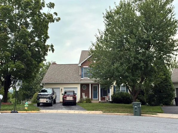 2401 Graystone Ln, Frederick, MD 21702