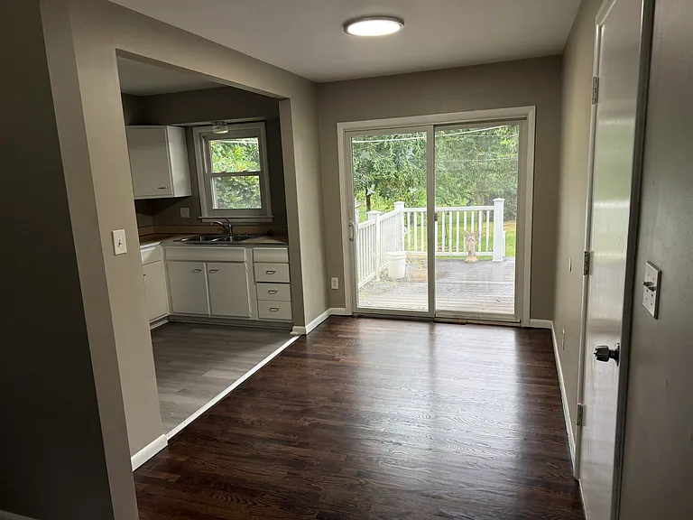 5546 N Woodland Ave — Photo 11