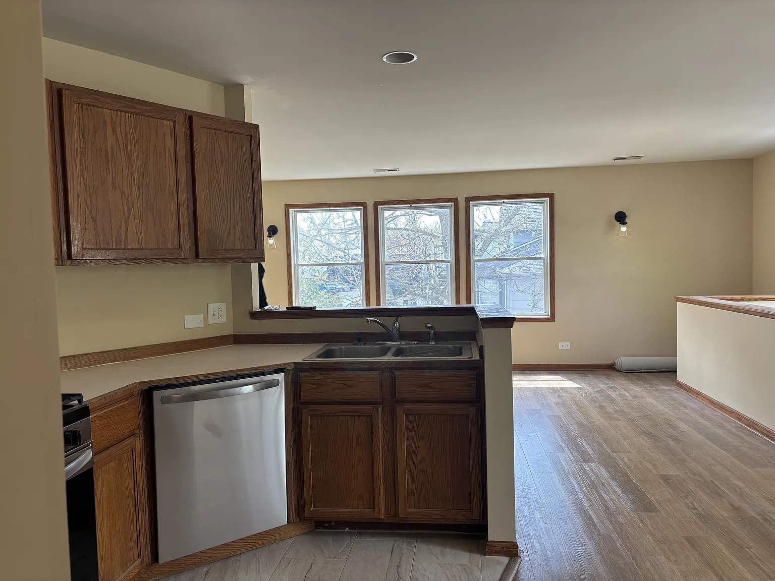 181 N Main Street - 4 — Photo 4
