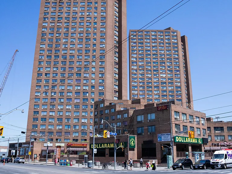 2360 Dundas St W #2350 — Photo 51