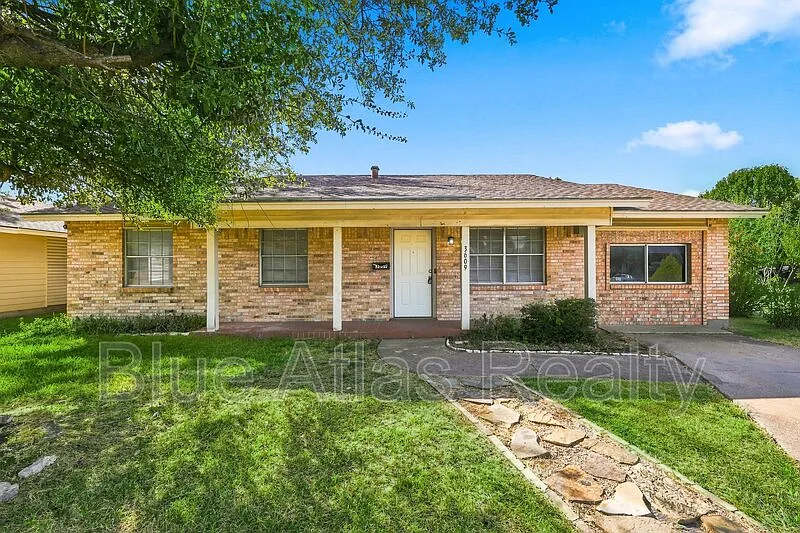 3609 Galaxie Dr