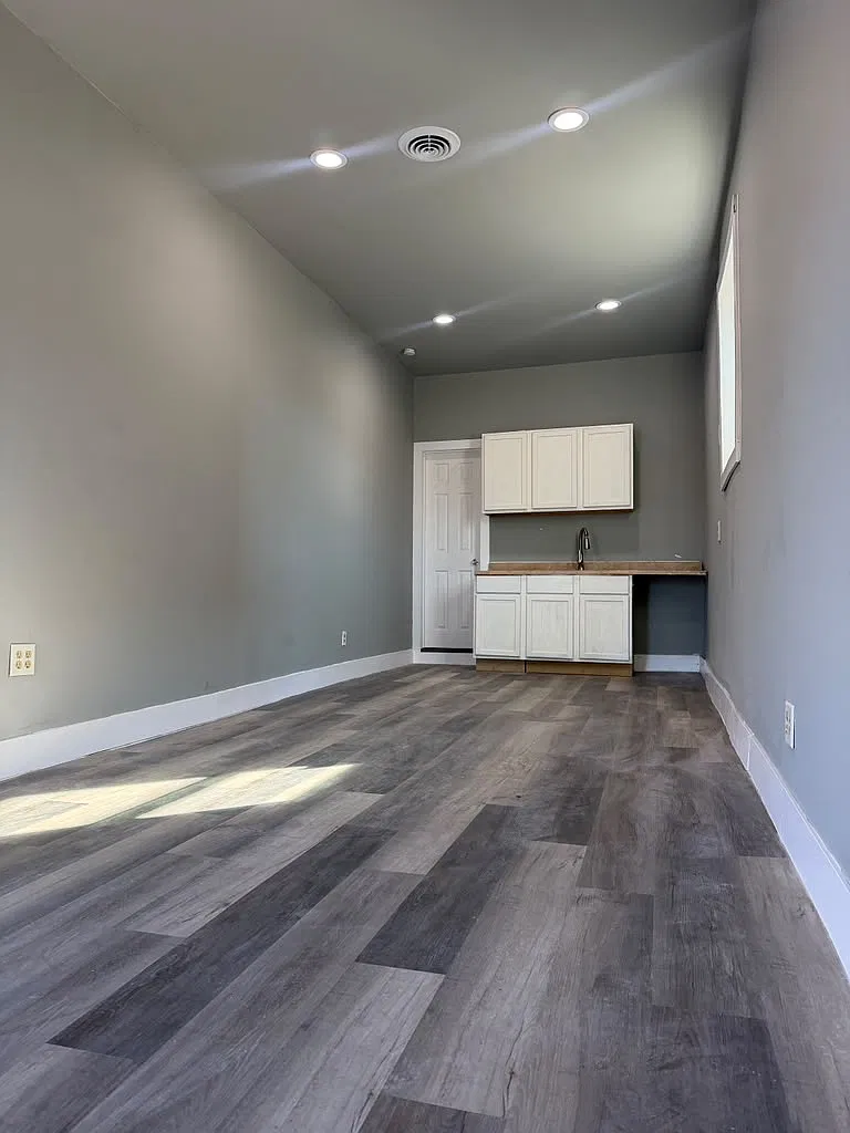3804 Washington St — Photo 3