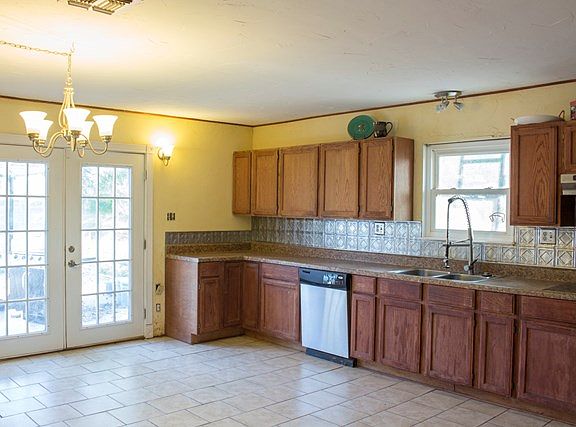 5th image of 2911 Nabors Ln