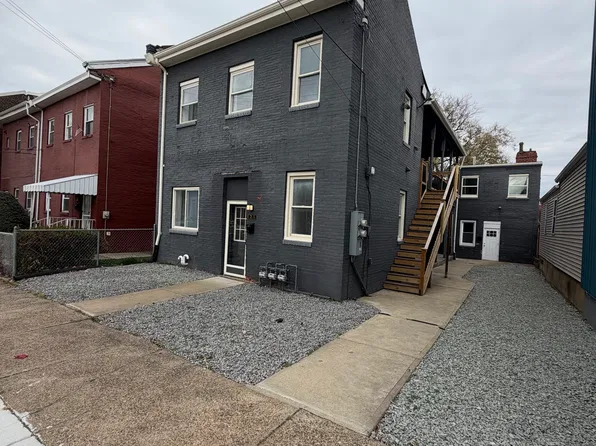 121 44th St Unit 4, Pittsburgh, PA 15201