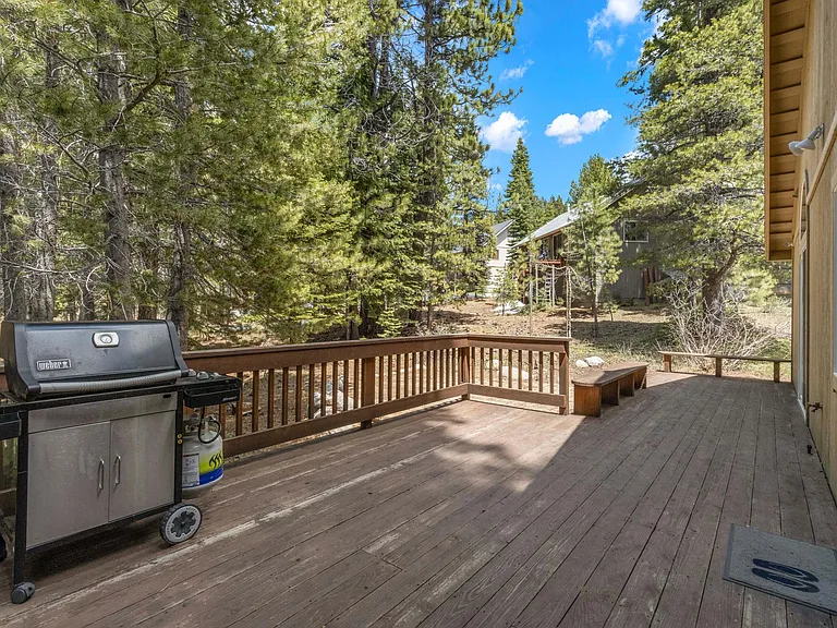15400 Wolfgang Rd — Photo 32
