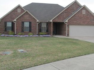 836 Sunset Ct, Ardmore, OK 73401