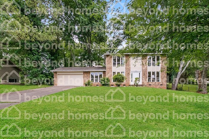 1st image of 12015 Midhurst Dr