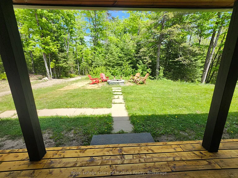 3997 Chetwynd Rd — Photo 11