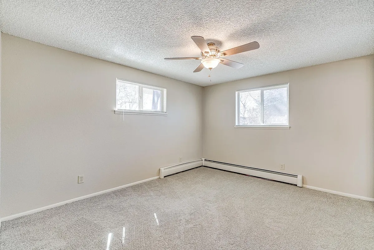 Building Photo - Woodridge Apartments