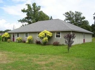 1852 N Constitution Ave, Ashdown, AR 71822