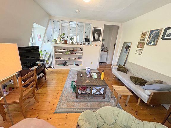 5th image of 339 Broadway Ste 1