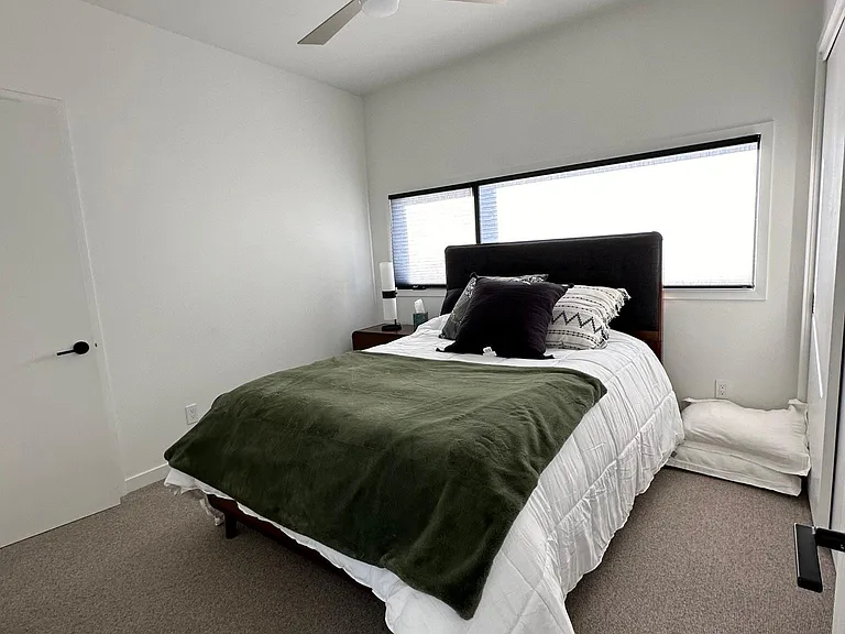 69 Jameson Dr — Photo 20