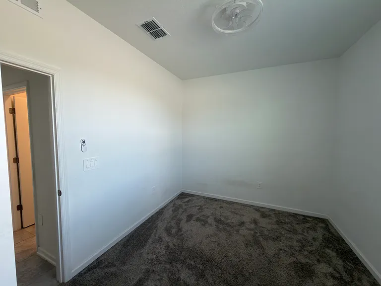 521 Reggie Rd — Photo 12