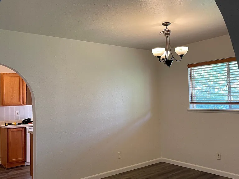 933 Shenandoah Dr — Photo 7