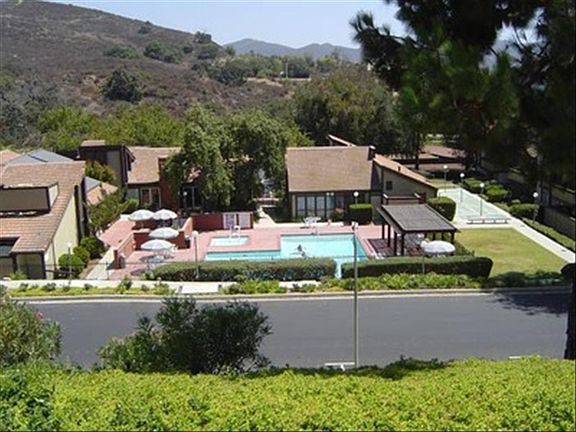 5th image of 286 Oak Leaf Dr #36