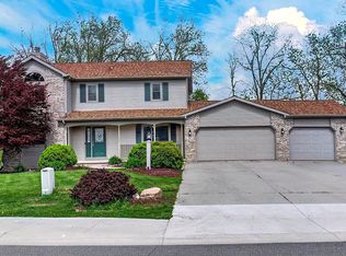 1003 Woodcreek Dr, Ossian, IN 46777