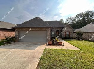 614 Greenfield Ridge Dr E, Brandon, MS 39042