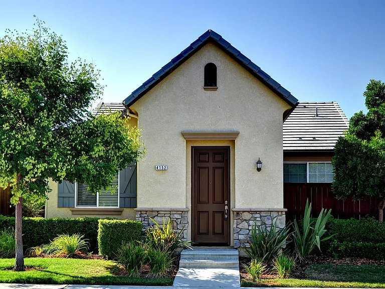 4152 Harlan Ranch Blvd — Photo 2