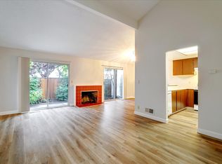 20189 Northwest Sq, Cupertino, CA