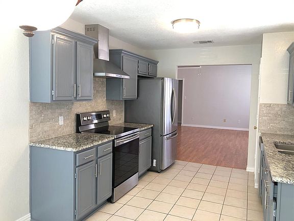 2nd image of 3161 Twisted Vine Ln