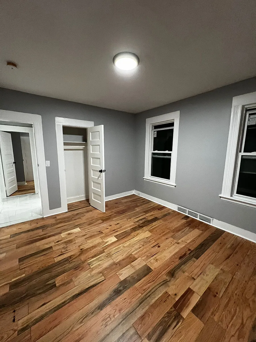 Building Photo - 272 Davenport St #2