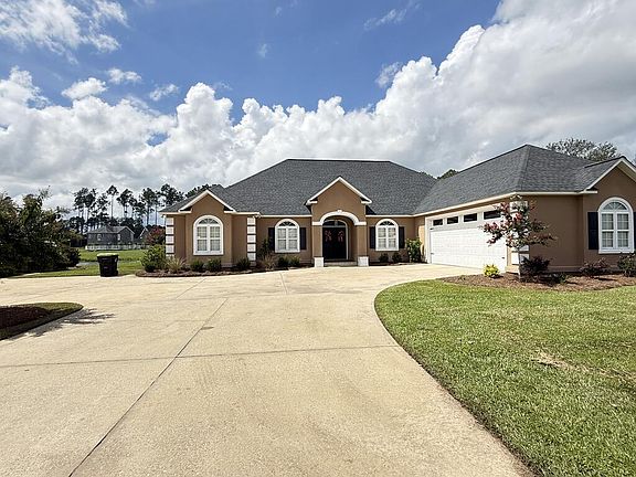 5th image of 73 Bay Dr