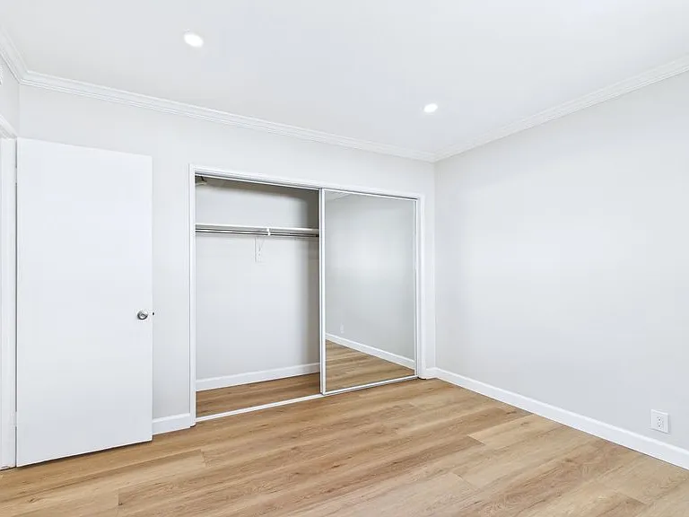 308 Raymondale Dr #7 — Photo 14