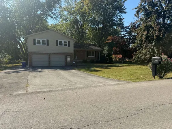 909 Ridgecrest Way, Bowling Green, KY 42104