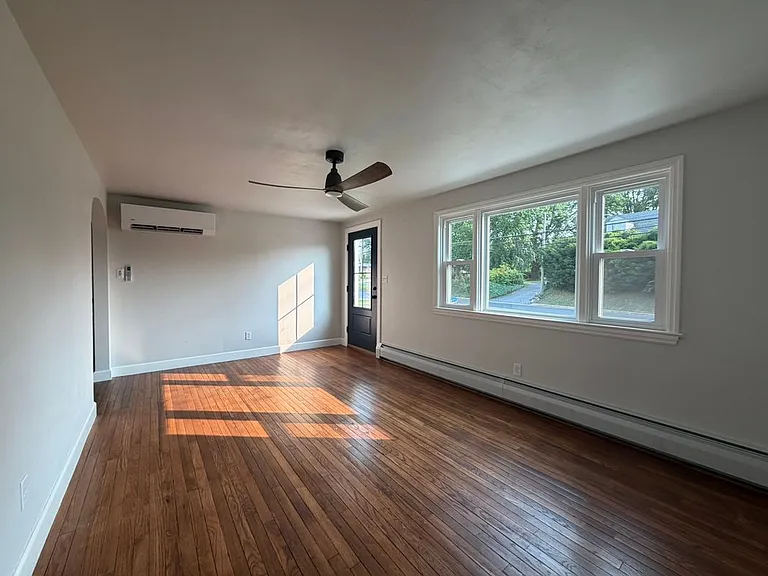 1012 State Dr — Photo 9