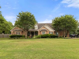 206 Catalpa Dr, Marion, AR 72364