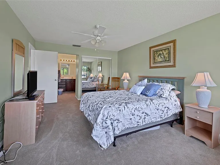 5205 Lake Village Dr #16 — Photo 13