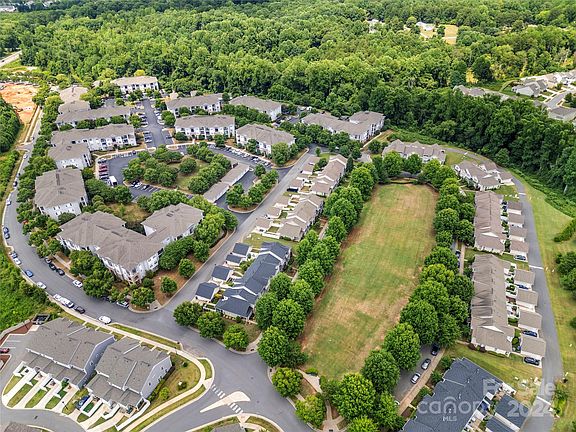 4th image of 113 Synandra Dr Unit C