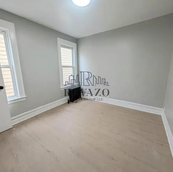 180 Columbia Ave #2 — Photo 7