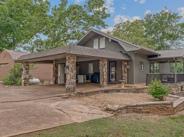 176 E Lakeshore Dr, Cherokee Village, AR 72529